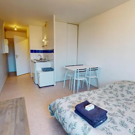 Paisible 5e Rue Jean-jacques Rousseau