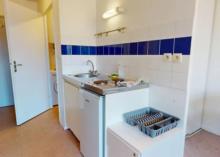 Paisible 5e Rue Jean-jacques Rousseau Apartment Le Havre