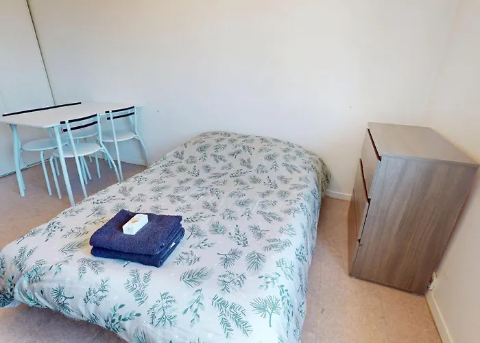 Paisible 5e Rue Jean-jacques Rousseau *